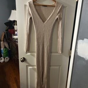 Women’s Zara body on sweater dress